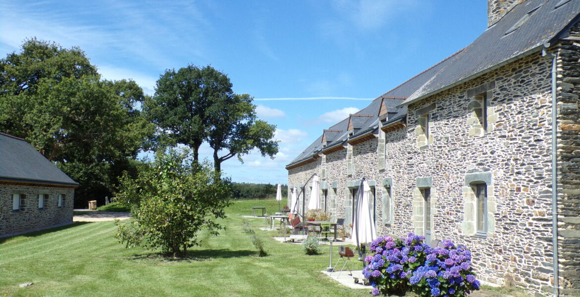 gites près du lac de guerledan